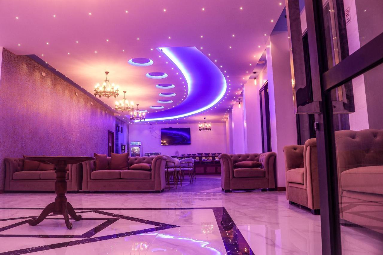 Ari Grand Hotel & Spa Dhangethi Exterior foto