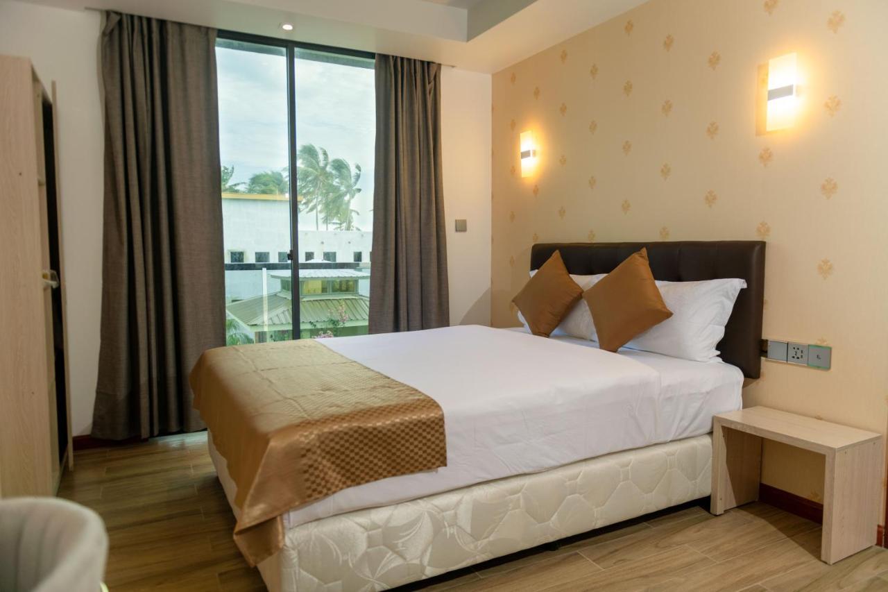 Ari Grand Hotel & Spa Dhangethi Exterior foto